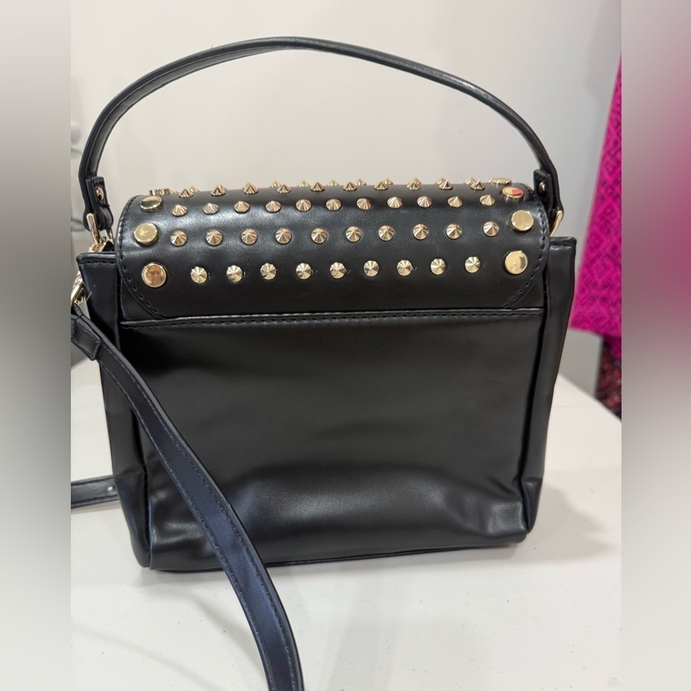 Zara Faux leather crossbody bag with removable strap The magnet came off Photo - Picture 4 of 9